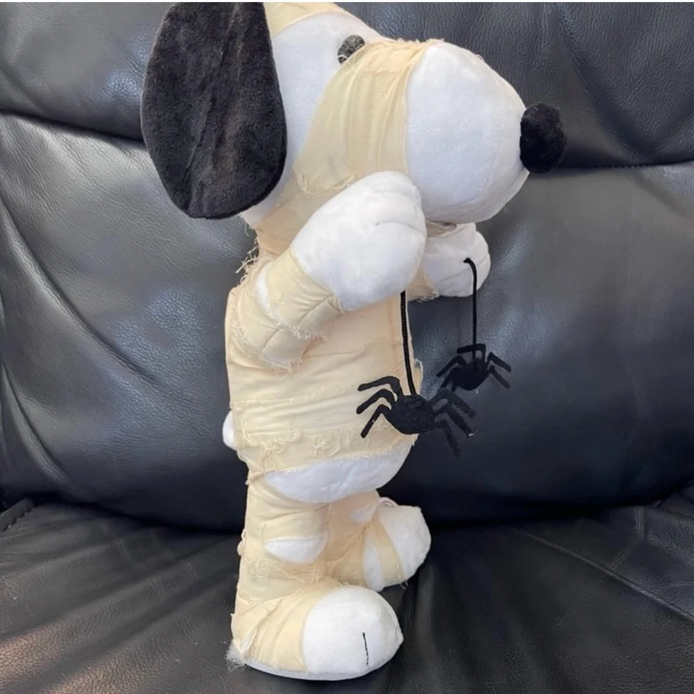 PEANUTS SNOOPY SPIDER SIDE STEPPER Mummy Dancer